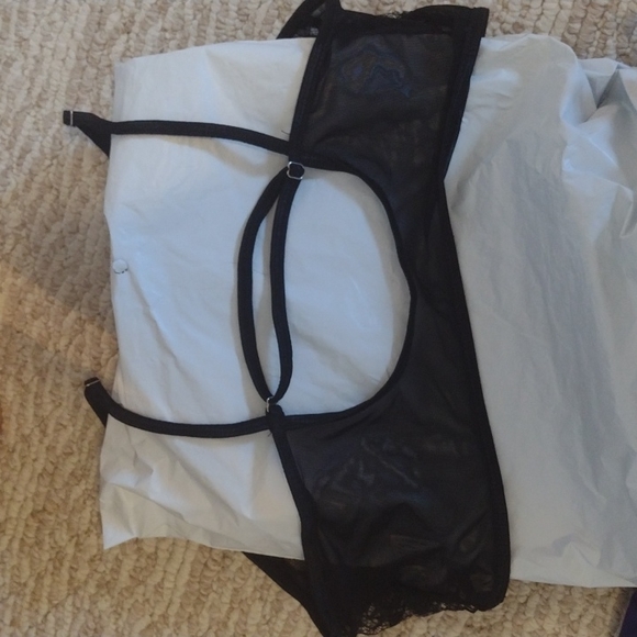 Shein Lace Bra - Picture 3 of 4